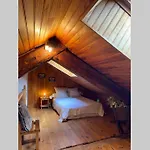 La Maison De Paul En Aubrac - Lozere *