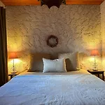 La Maison De Paul En Aubrac - Lozere * Fontans