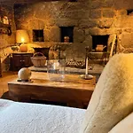 La Maison De Paul En Aubrac - Lozere * Fontans