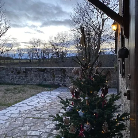 La Maison De Paul En Aubrac - Lozere * Fontans