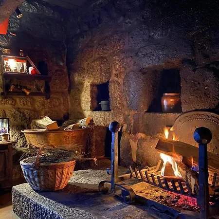 La Maison De Paul En Aubrac - Lozere Ferienhaus