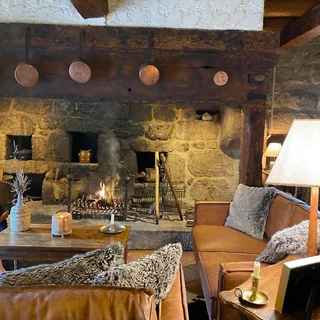 La Maison De Paul En Aubrac - Lozere * Fontans
