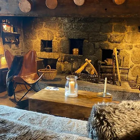Ferienhaus La Maison De Paul En Aubrac - Lozere *