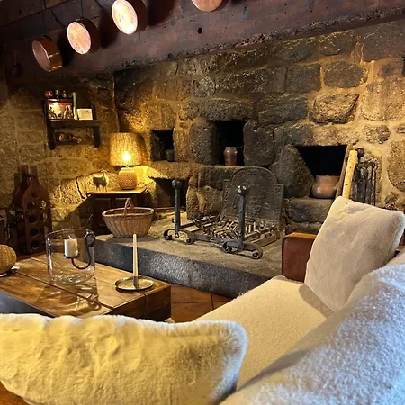 La Maison De Paul En Aubrac - Lozere *