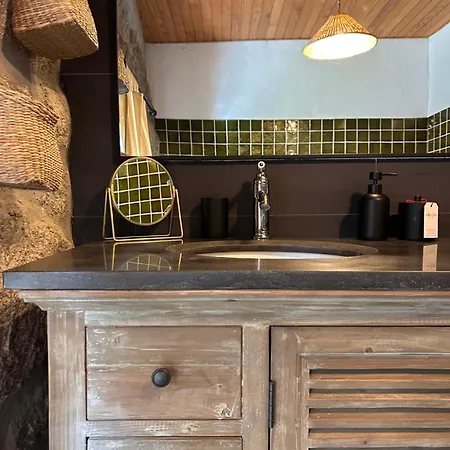 La Maison De Paul En Aubrac - Lozere * Fontans