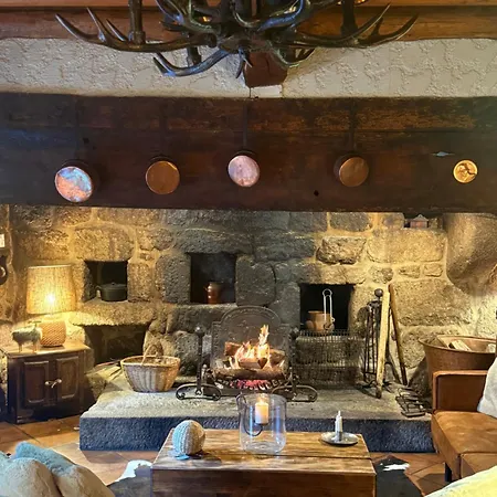 La Maison De Paul En Aubrac - Lozere