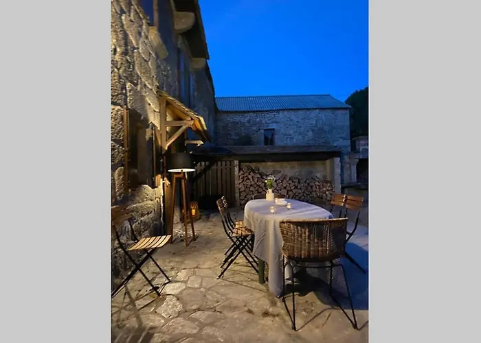 La Maison De Paul En Aubrac - Lozere * Fontans