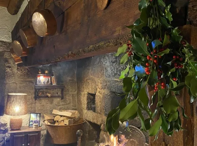La Maison De Paul En Aubrac - Lozere Nyaraló Fontans