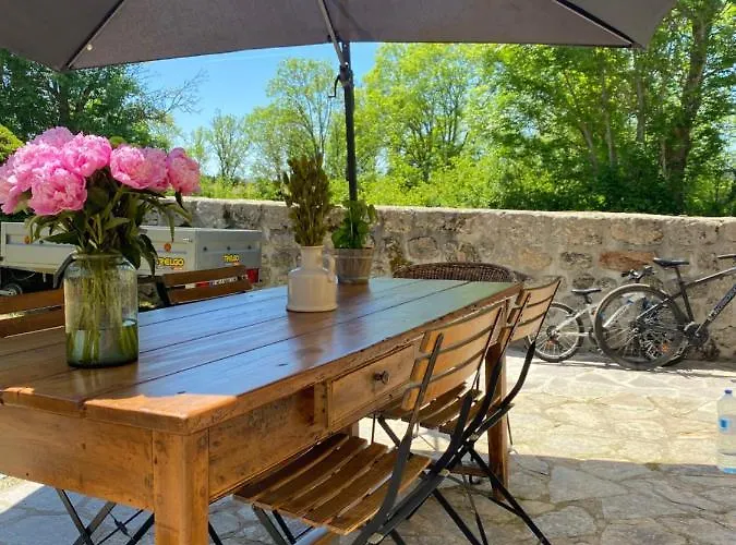 La Maison De Paul En Aubrac - Lozere