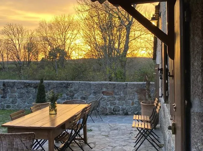 La Maison De Paul En Aubrac - Lozere *
