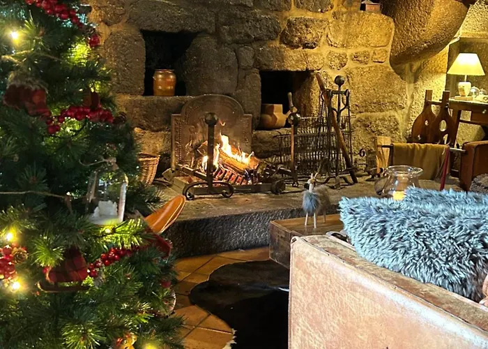 La Maison De Paul En Aubrac - Lozere Fontans