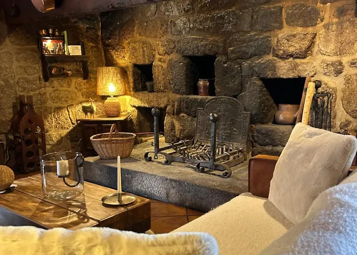 La Maison De Paul En Aubrac - Lozere *