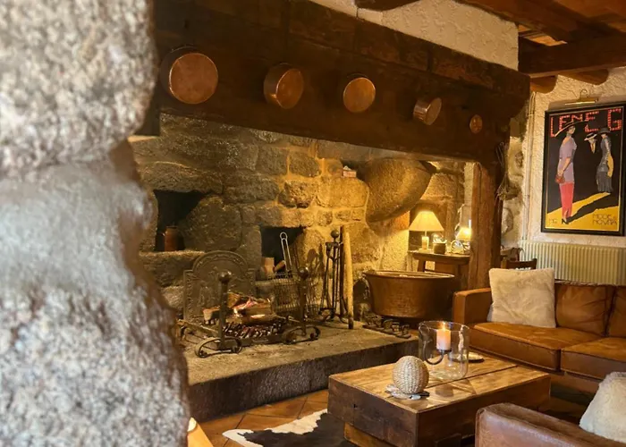 La Maison De Paul En Aubrac - Lozere *