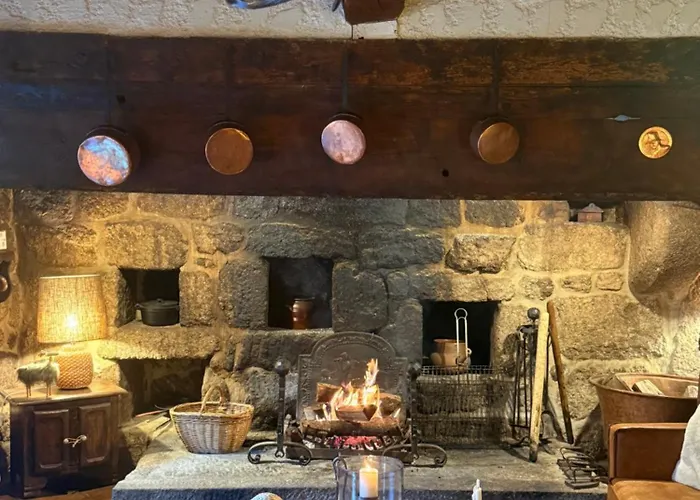 La Maison De Paul En Aubrac - Lozere
